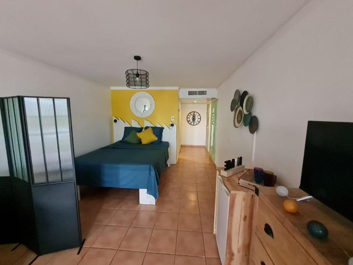 Studio cosy, vue sur mer villages vacances Sainte anne chèques vacances acceptés Exterior foto